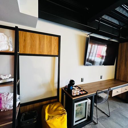 Barrio Downtown Mexico City Hostel Экстерьер фото